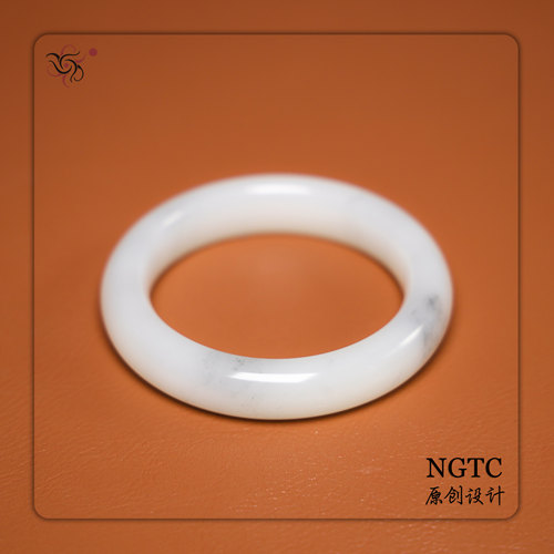 秋会长的和田玉新疆天然青花籽料女士手镯NGTC·N1子料大证53.7mm