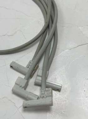 议价维修SMC原装磁性开关，型号D-M9NV，灰色线身，线长十几厘米