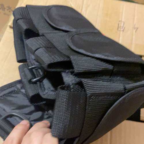 议价维修台湾产潜水配重腰带，6个口袋设计，每个可装4公斤铅块！