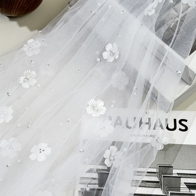 柔软珍珠花朵婚纱头纱礼服婚庆装饰网纱面料礼服童装服装辅料桌旗