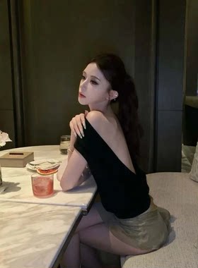 黑金缎影贵感富家女露背V字上衣+飘带半身裙显瘦套装