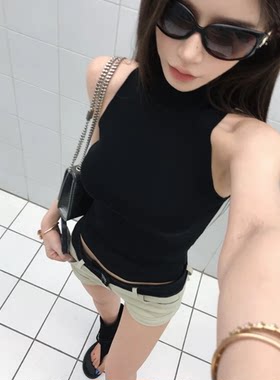 纯欲辣妹夏季半高领无袖背心夏季修身显瘦吊带上衣休闲短裤子热裤