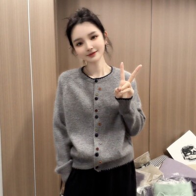 大码韩系慵懒风彩色纽扣