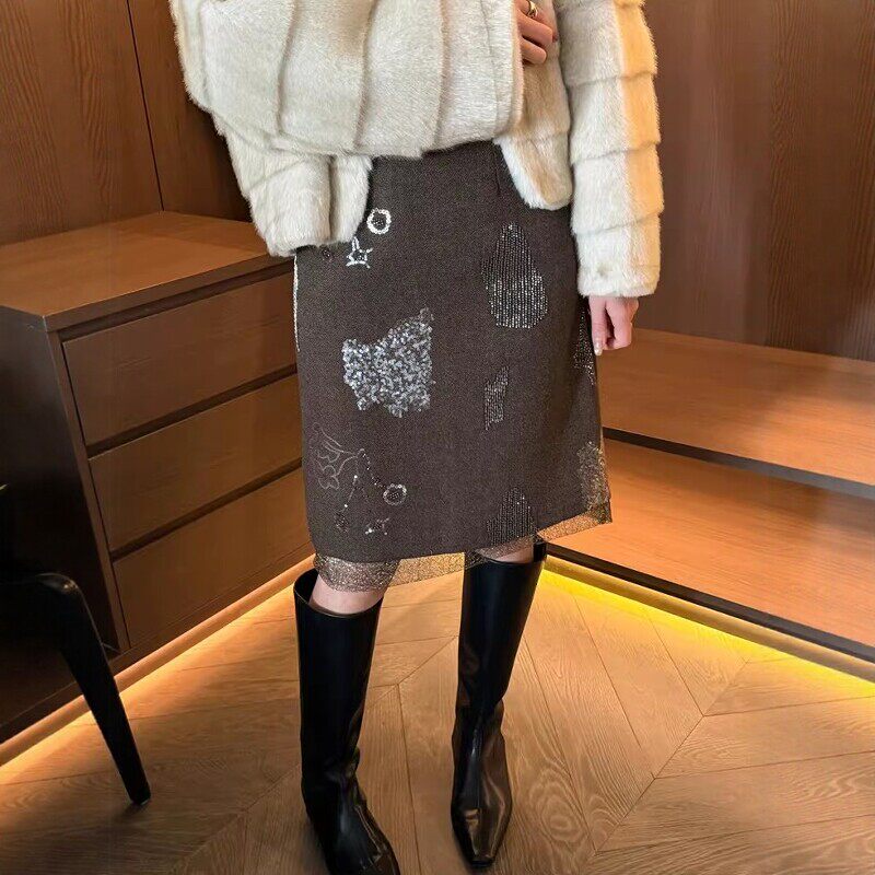 高级感重工钉珠亮片半身裙女欧货冬季新款气质千金风中长裙靴裙