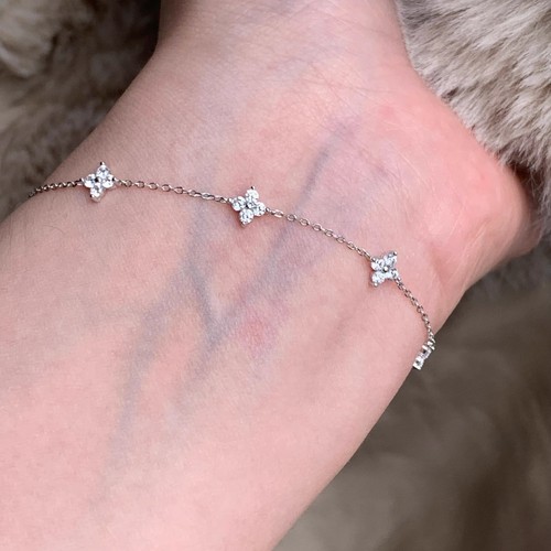 S925纯银轻奢风四叶草锆石手链