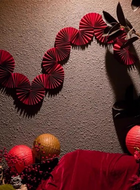 2026新年春节创意纸扇折扇拉花装饰拉条过年红色氛围感客厅布置