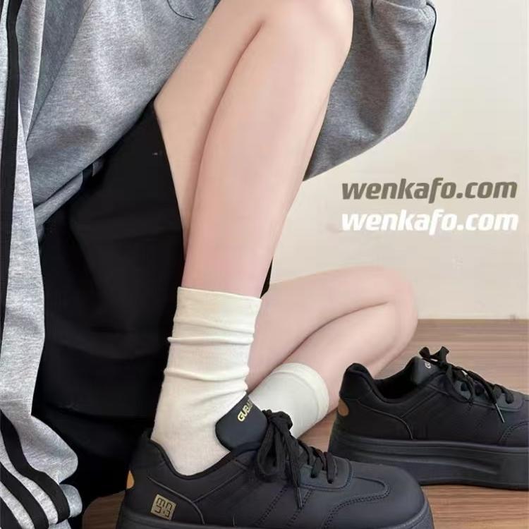 百搭春秋黑色休闲爆款阿甘鞋