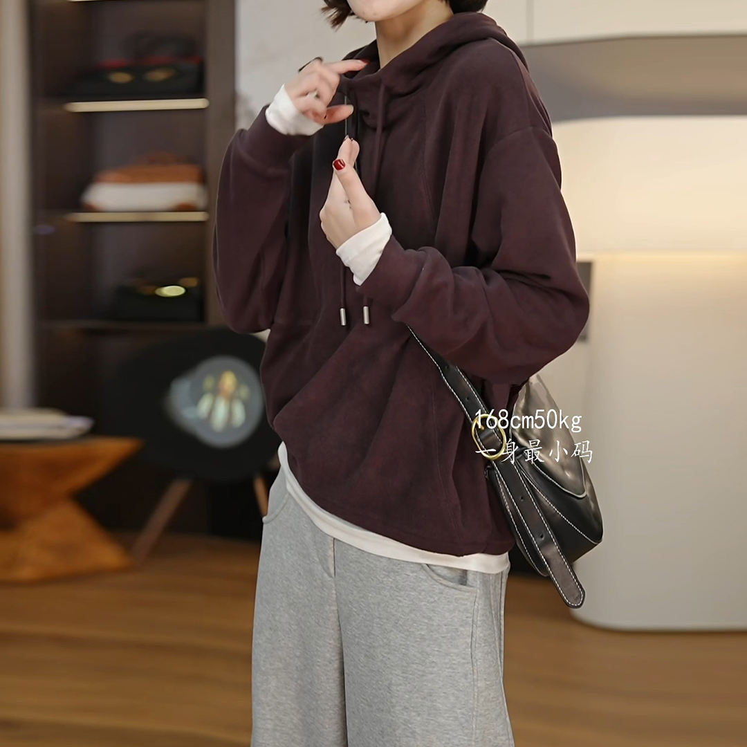 紫色慵懒风加绒连帽卫衣女