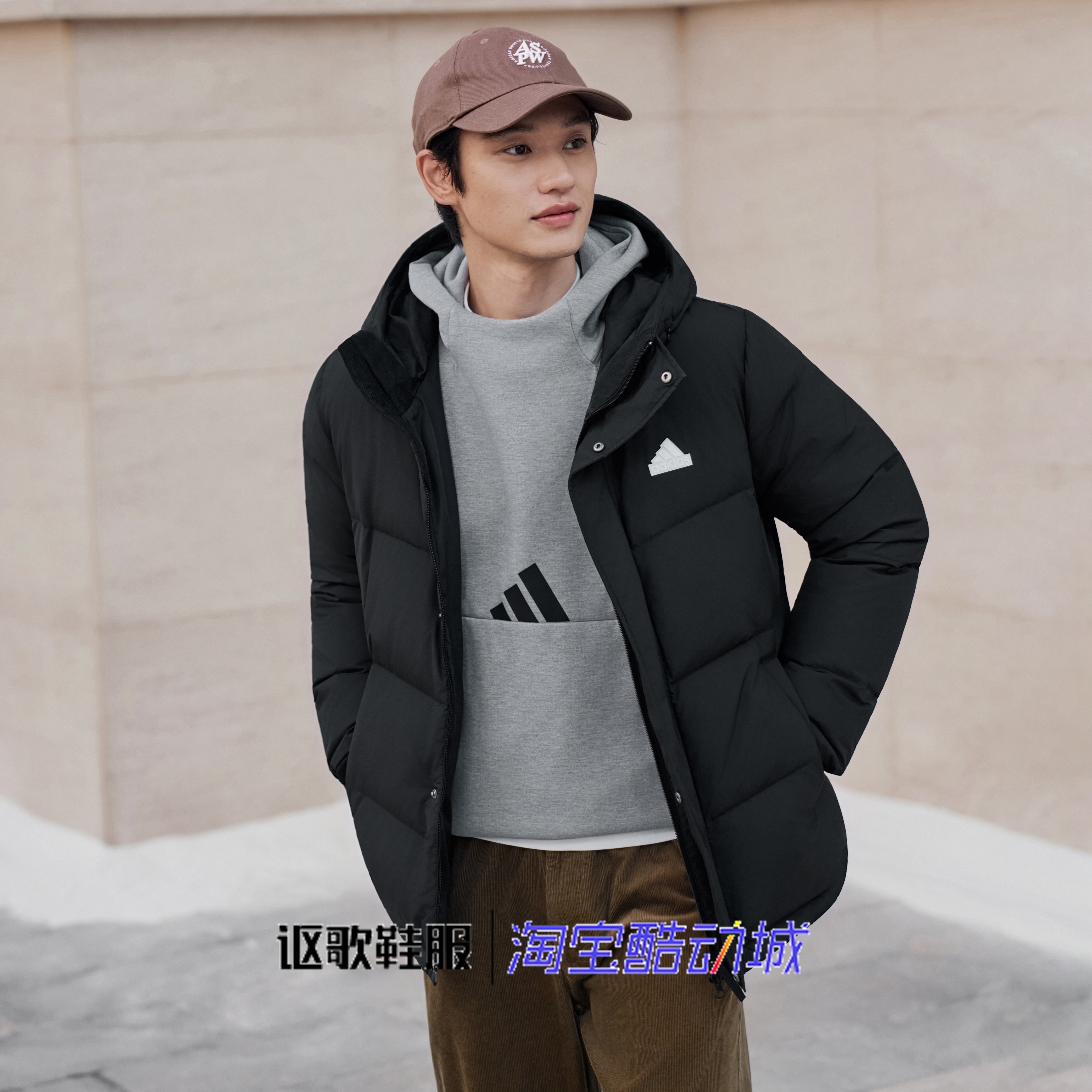 阿迪达斯男女新款连帽休闲羽绒服