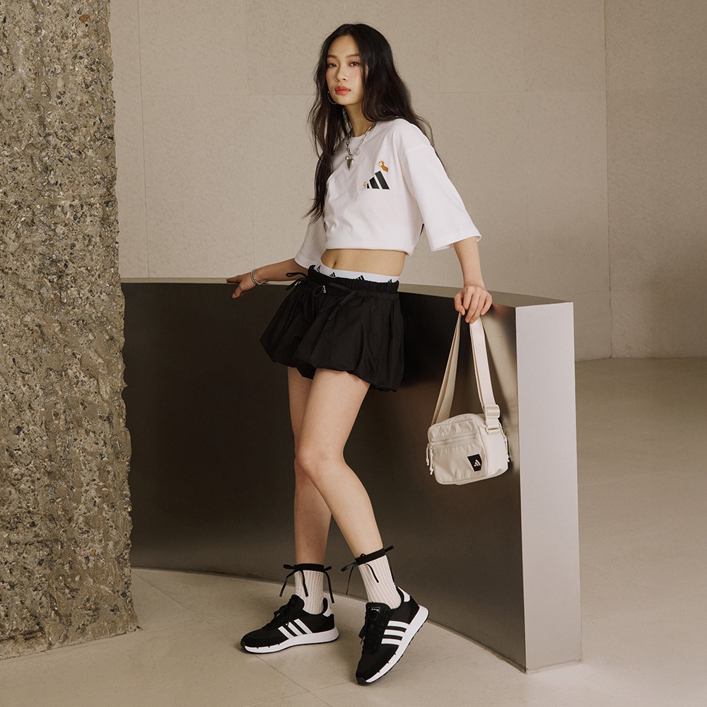 阿迪达斯男女户外小巧单肩斜挎包