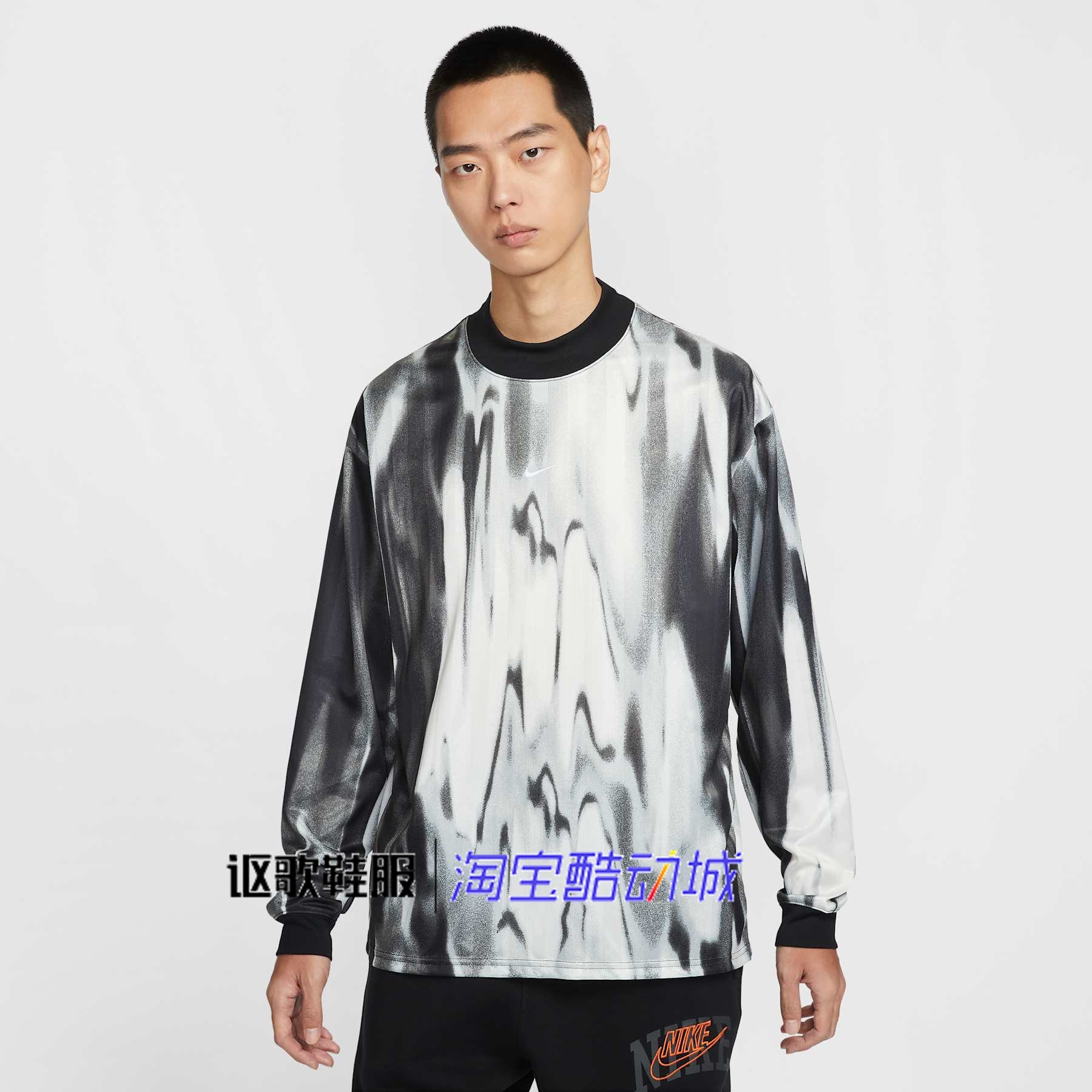 耐克男子新款刺绣小勾休闲简约透气圆领针织长袖T恤FZ0561-133,运动服/休闲服装,运动T恤,淘宝优惠券,粉丝福利购,淘宝优惠卷