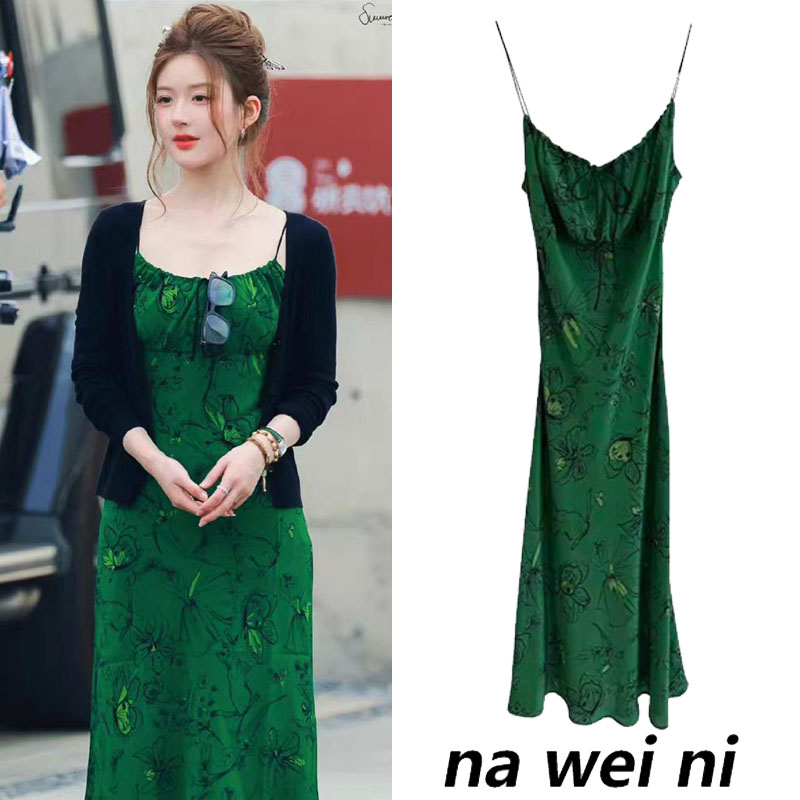 法式绿色印花连衣裙女秋系带长裙