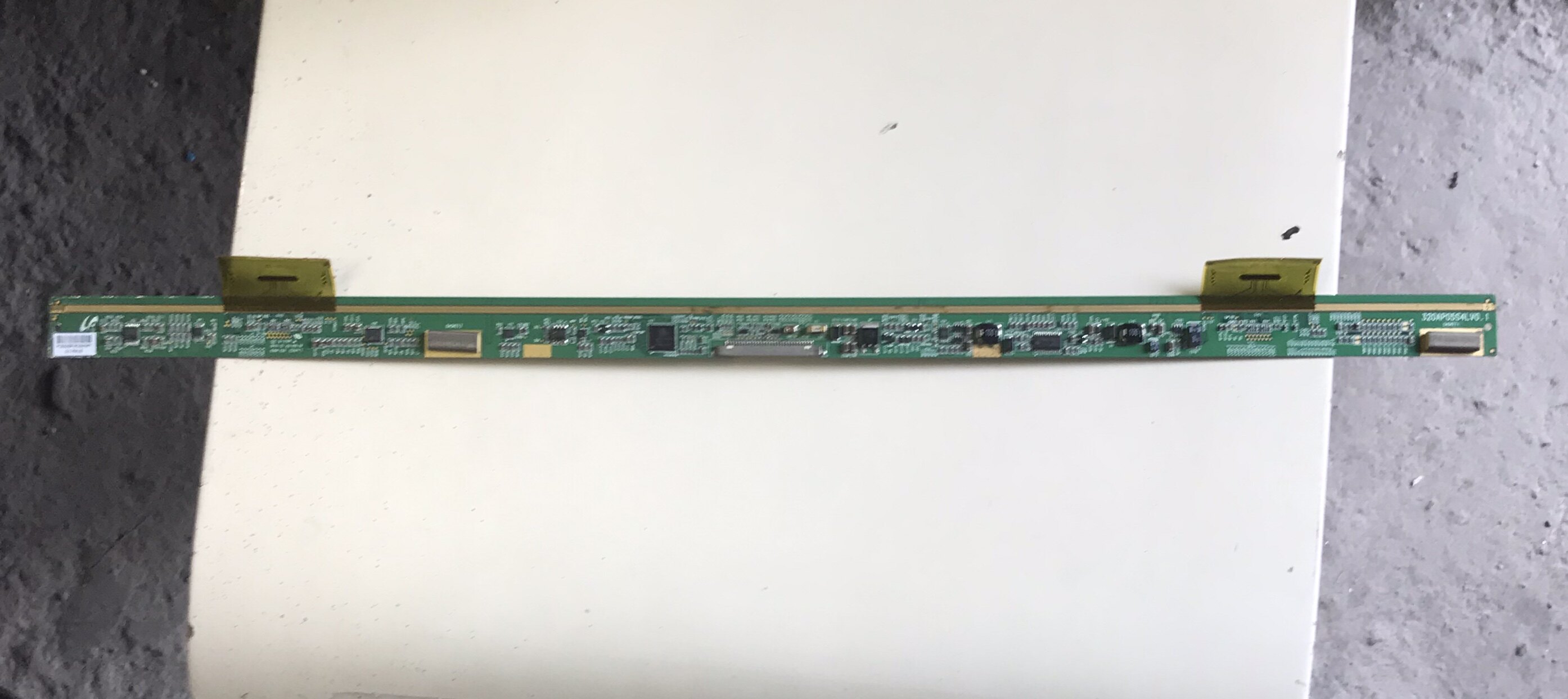 B 原装边板 320AP05S4LV0.1 一条