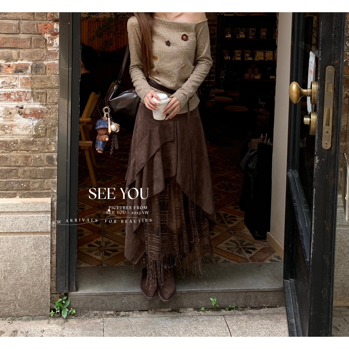 SEE YOU-秋日色彩美拉德不规则A字高腰麂皮拼接蕾丝绒半身裙5111J