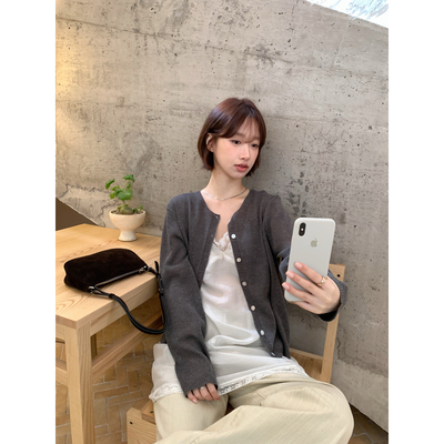 IMISS十三行秋季新款设计感减龄软糯圆领长袖针织开衫女S01500