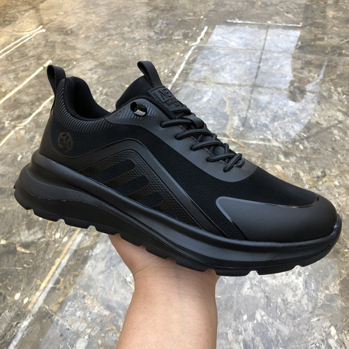 2026新款男士休闲鞋男款百搭韩版运动鞋潮流透气户外系带跑步鞋男