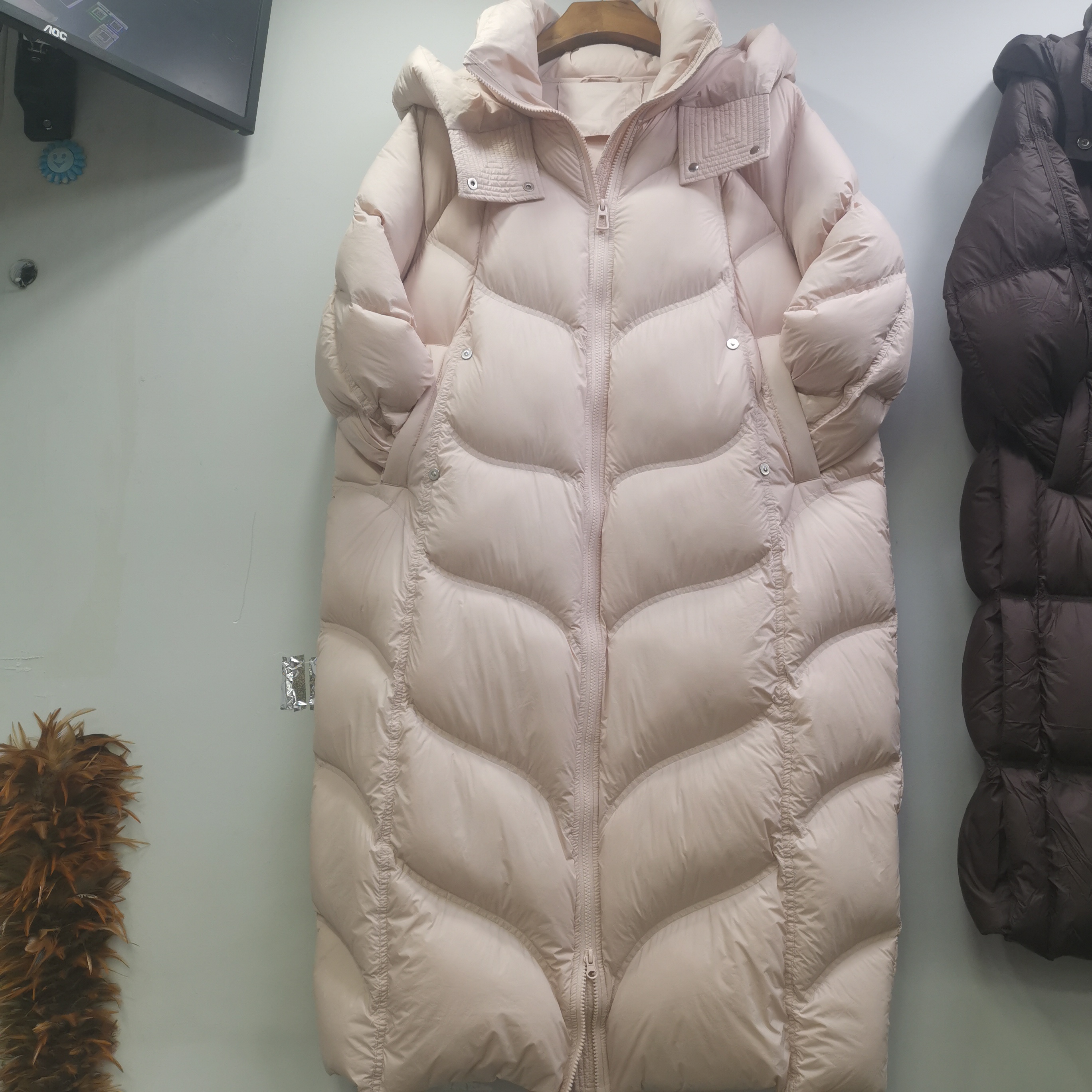 高端加厚长款过膝被子羽绒服女通勤2025年冬季极寒保暖防污白鹅绒