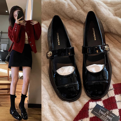 【淘宝甄选】软底耐穿小皮鞋