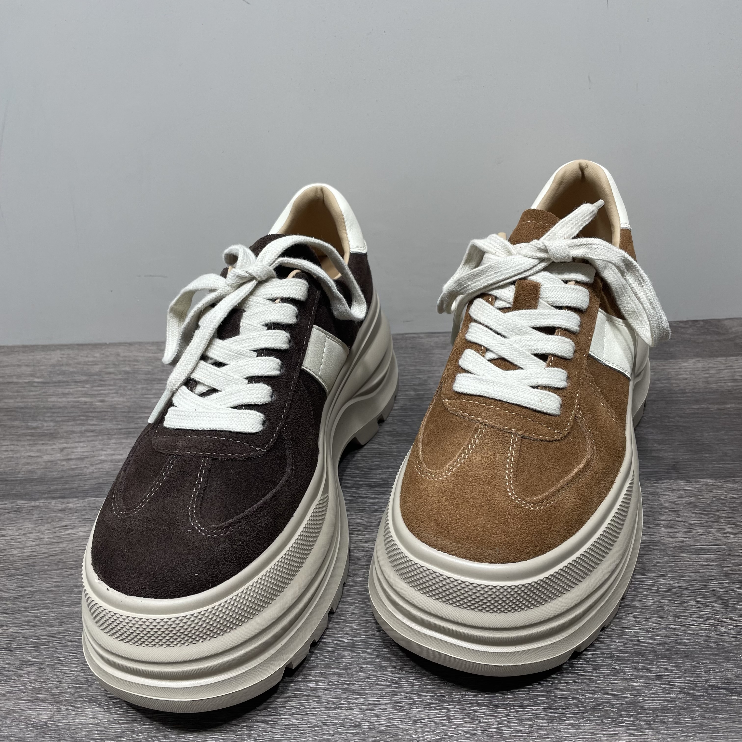 休闲鞋女百搭德训鞋真皮松糕鞋