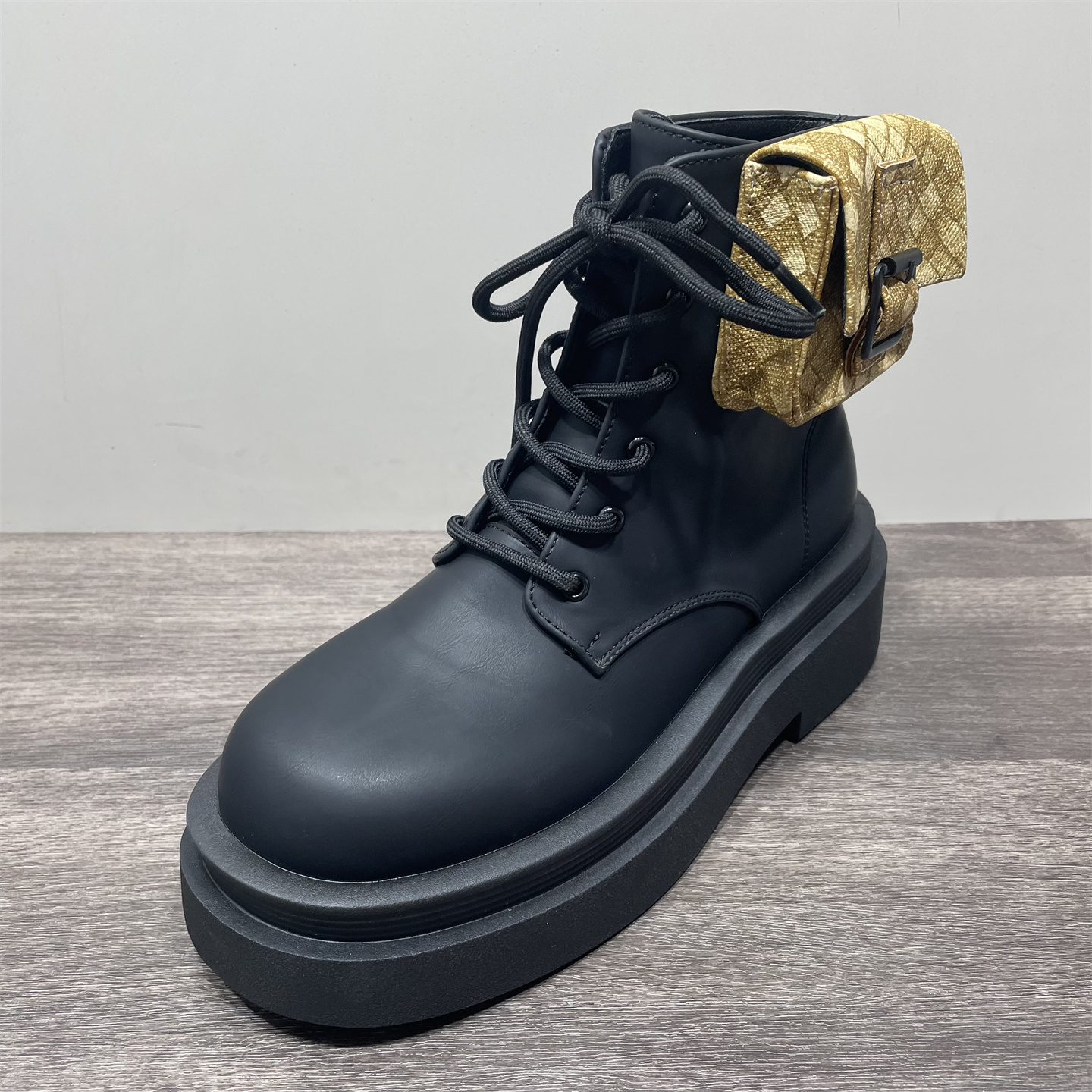 韩版短靴系带小书包马丁靴女