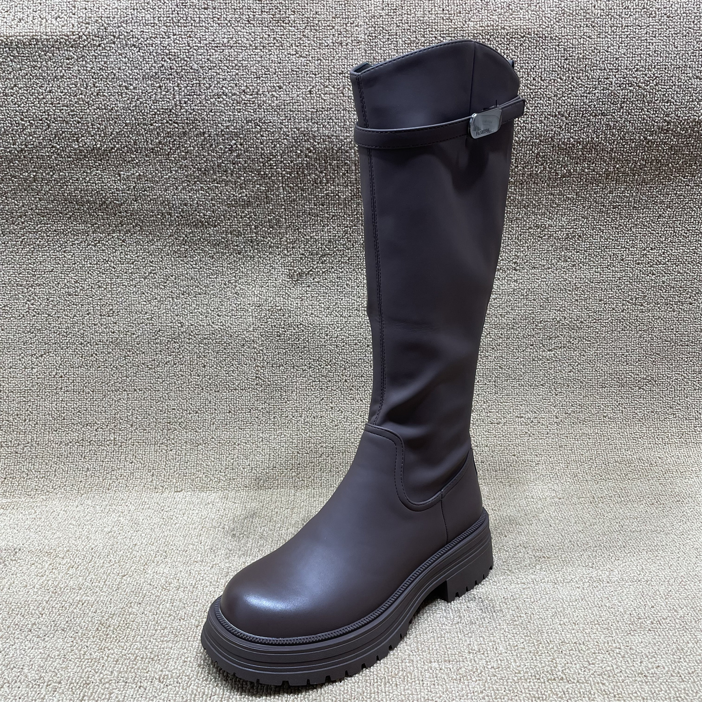 断码处理厚底长筒靴女