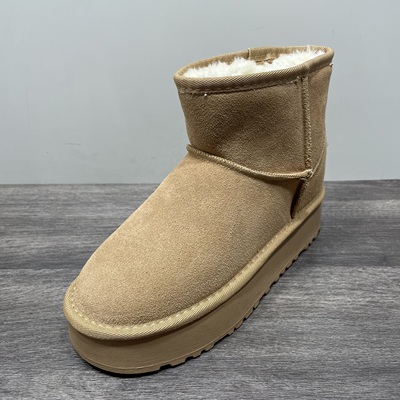 断码处理厚底真皮雪地靴女