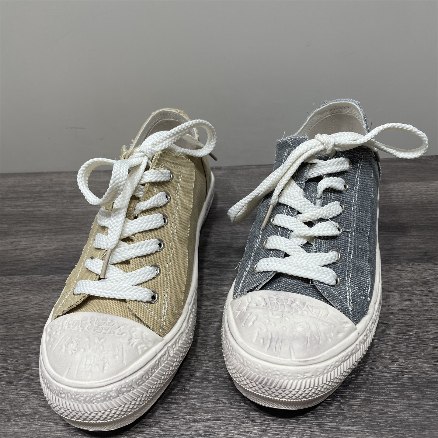 断码处理平底系带小脏脏鞋女