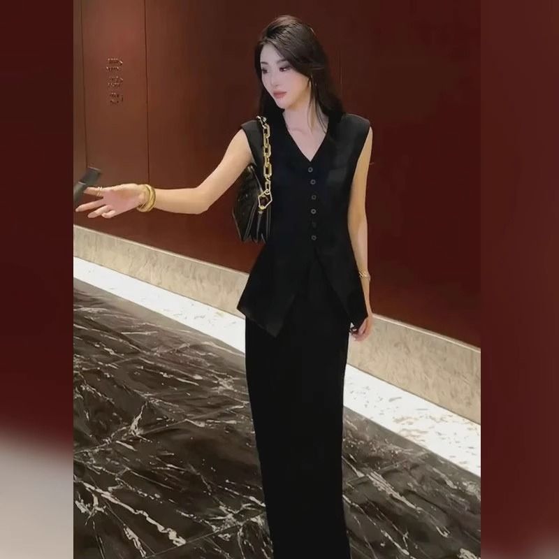 今年流行夏季干练气质女装高级感御姐小香风马甲半身裙两件套装女