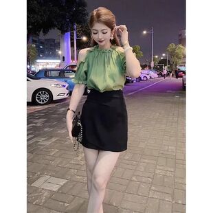 时尚套装女2026新款夏季气质减龄上衣花朵露肩衬衫半身裙两件套