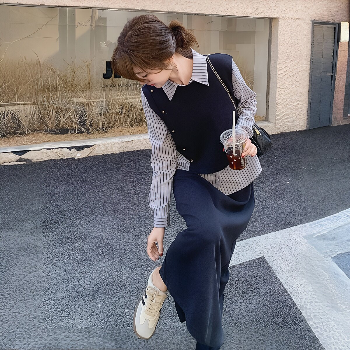 条纹拼接假两件卫衣套装女早秋2025新款韩系气质减龄半身裙两件套