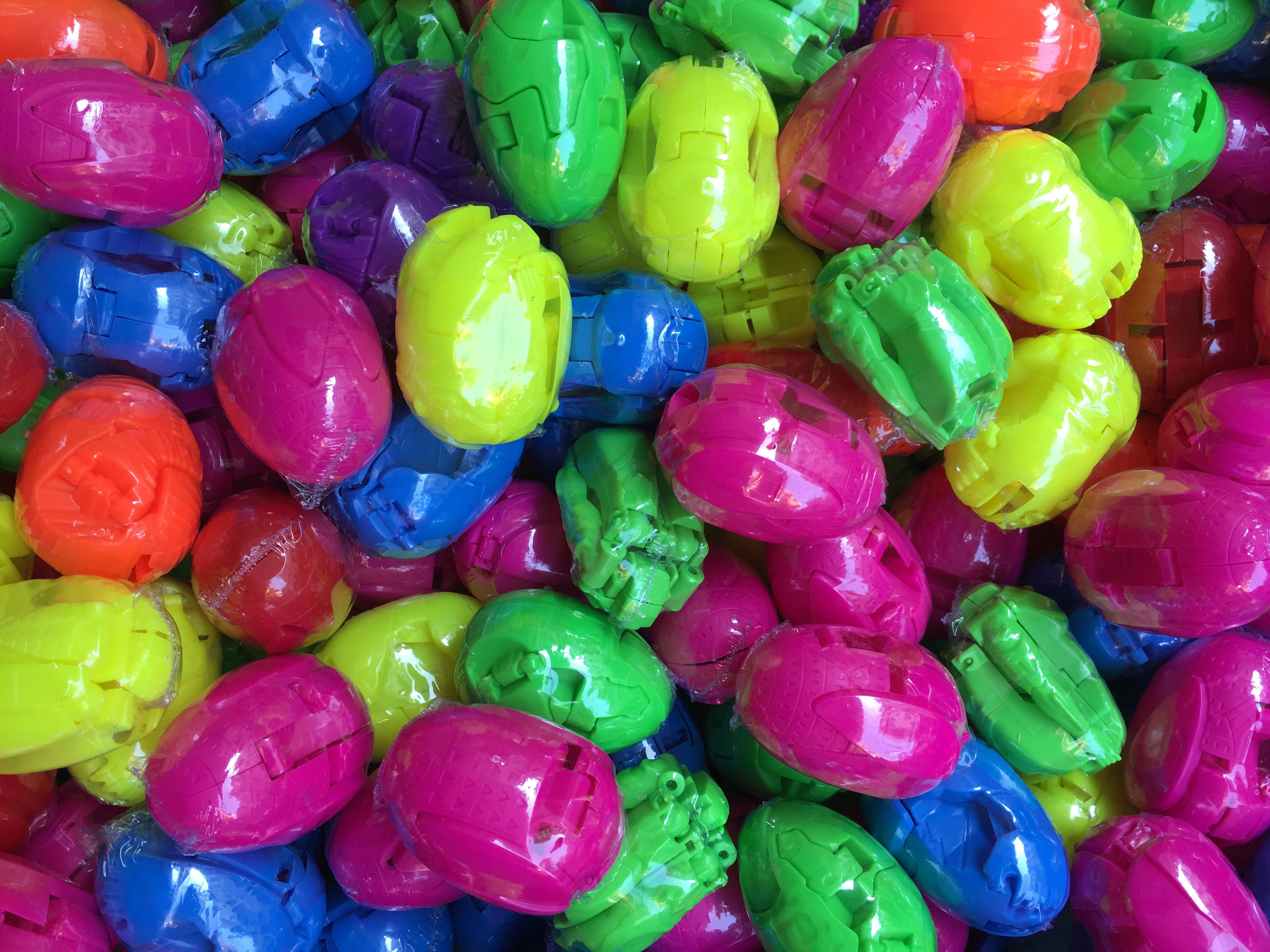 公仔扭蛋变形奥特蛋恐龙蛋益智拼装玩具2元专用扭蛋玩具弹力球在类目 玩具/童车/益智/积木/模型, 户外运动/休闲/传统玩具, 球类玩具/球类运动中 - 来自Buy2taobao.com提供专业的淘宝代购服务