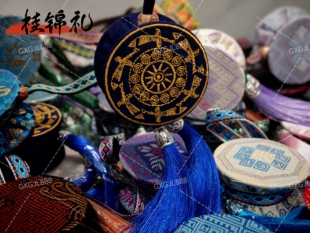 广西非遗好礼 · 桂锦礼壮锦铜鼓香囊挂饰茉莉花香包包汽车挂件