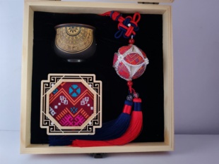 广西壮锦文创礼盒2026年马年新款伴手礼民族特色送员工福利礼