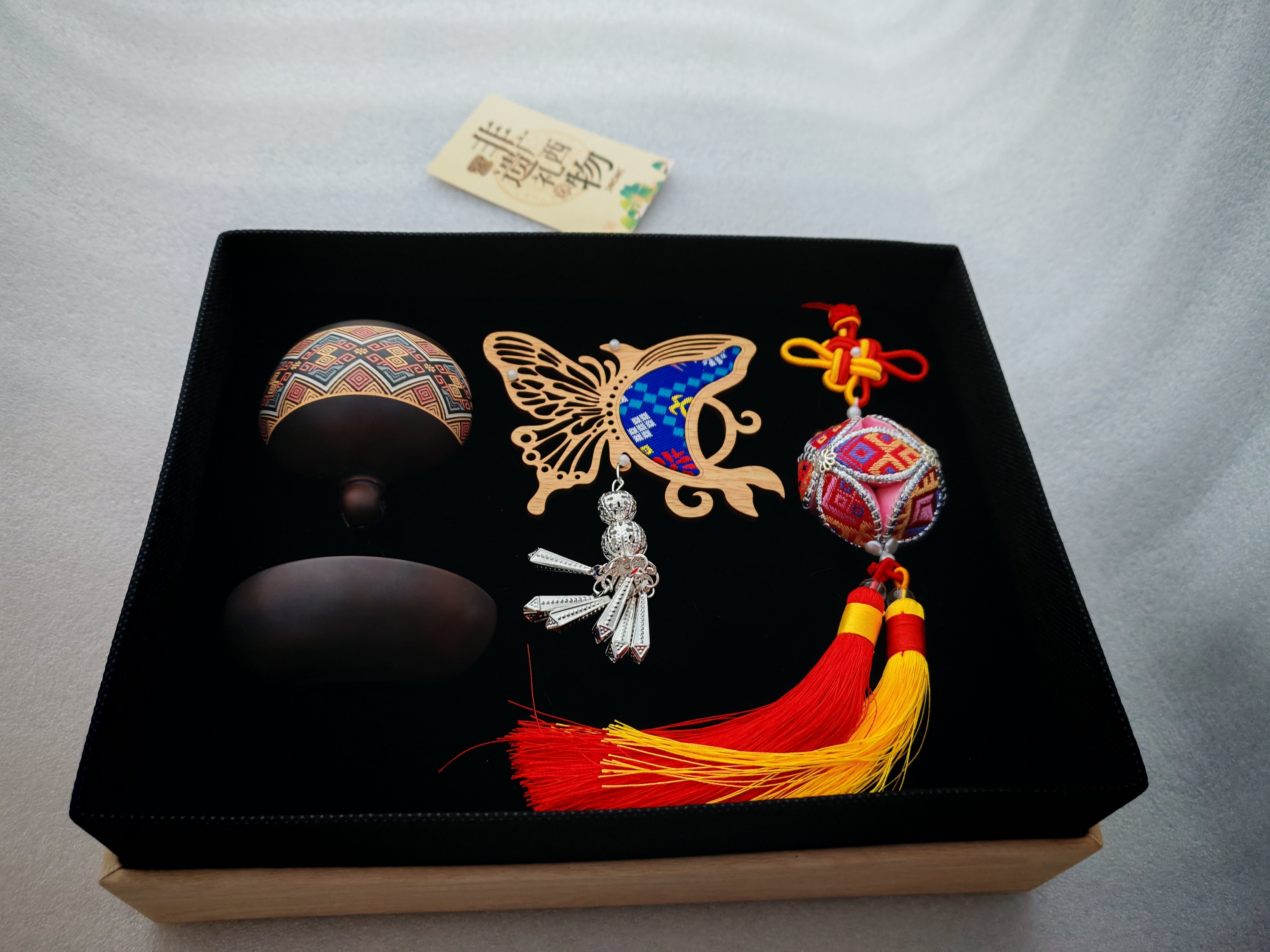 广西礼物壮锦高档礼品套装坭兴陶茶杯马年晚会企业新年文创伴手礼,节庆用品/礼品,创意礼盒/礼品套组,淘宝优惠券,粉丝福利购,淘宝优惠卷