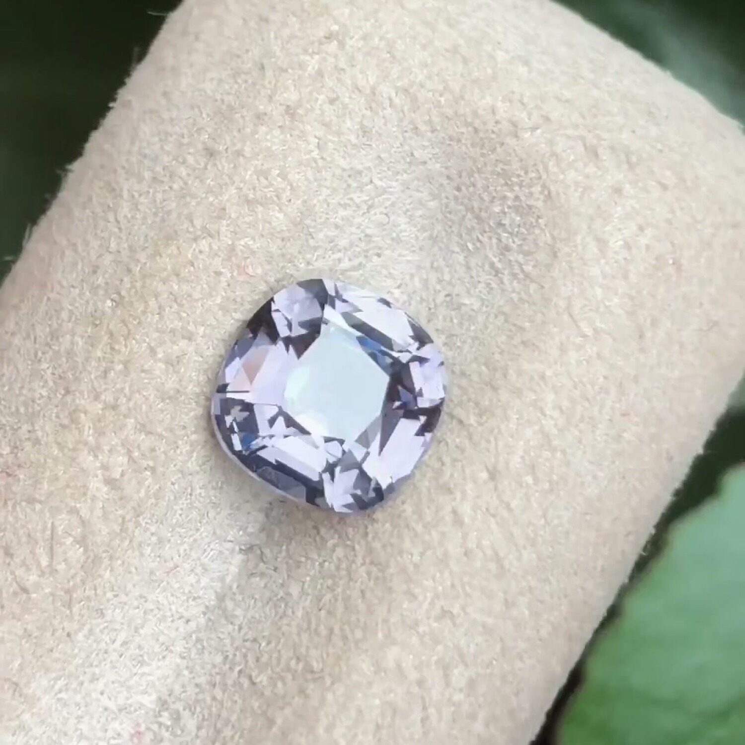 金属灰 天然尖晶石裸石 1.31克拉 缅甸 尖晶石戒面