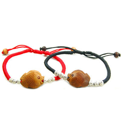 原创桃木桃核对吻鱼银转运珠情侣红绳手链 本命年红绳手链配饰