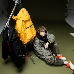 冬季短款羽绒服男女情侣2024青少年潮机能科技感加厚保暖外套