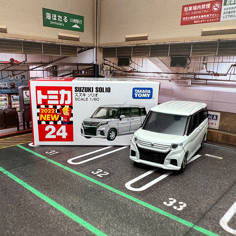 TAKARATOMY铃木索里奥合金车模