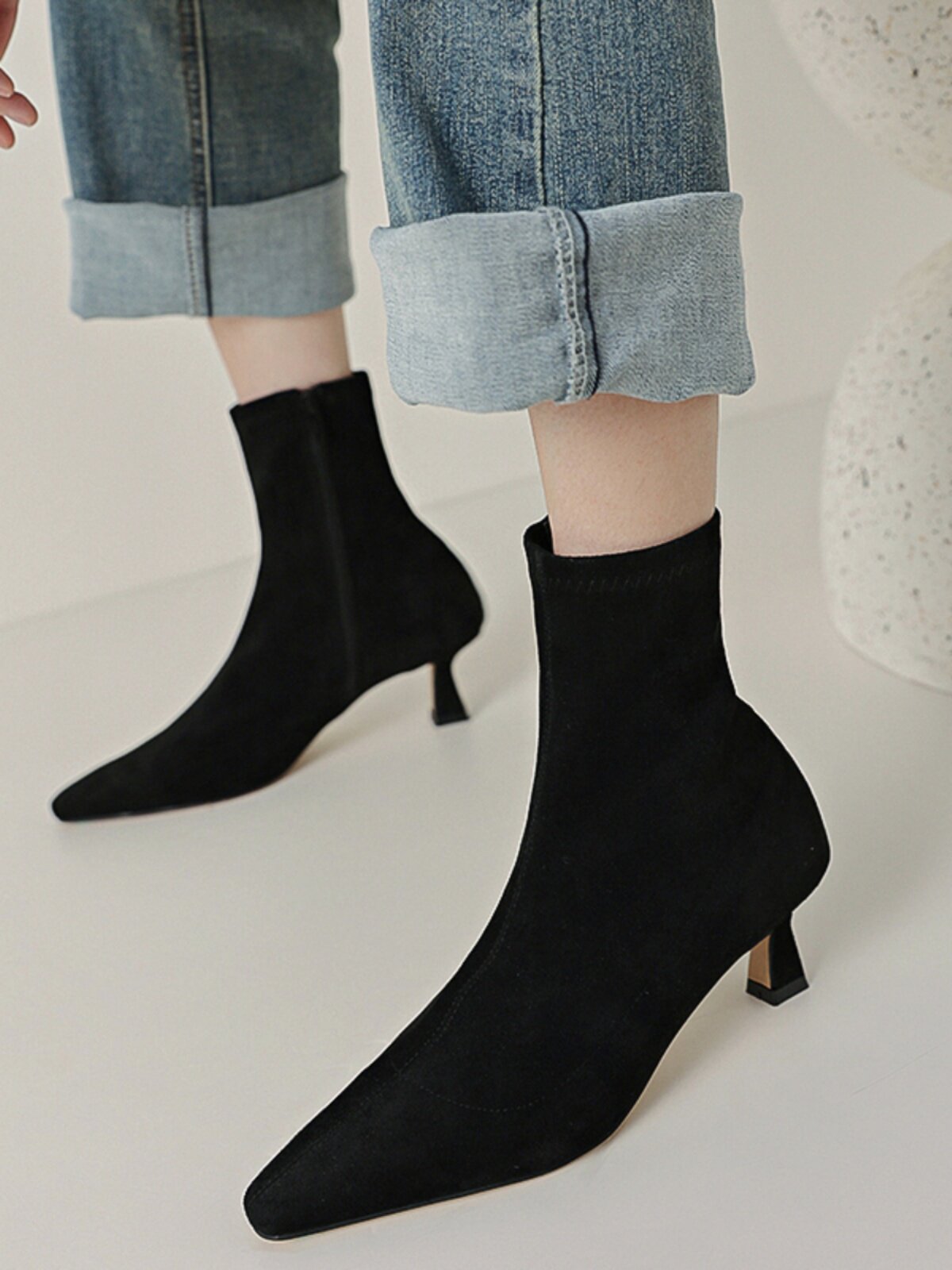 2024 AUTUMN AND WINTER NEW STILETTO POINTED TOE TEMPERAMENT BOOTS WOMENS KOREAN VERSION SIMPLE COMMUTING MID-HEEL STRETCH SKINNY BOOTS SINGLE BOOTS