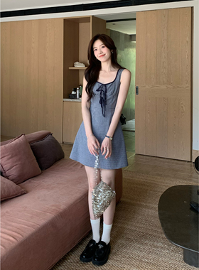 Even一雯【首尔女高】韩系修身藏青格连衣裙女夏设计感吊带短裙