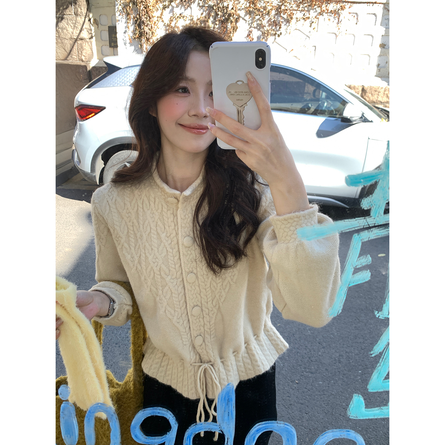 Even一雯【流心奶黄】韩系高智感秋冬慵懒风圆领抽绳杏色针织毛衣