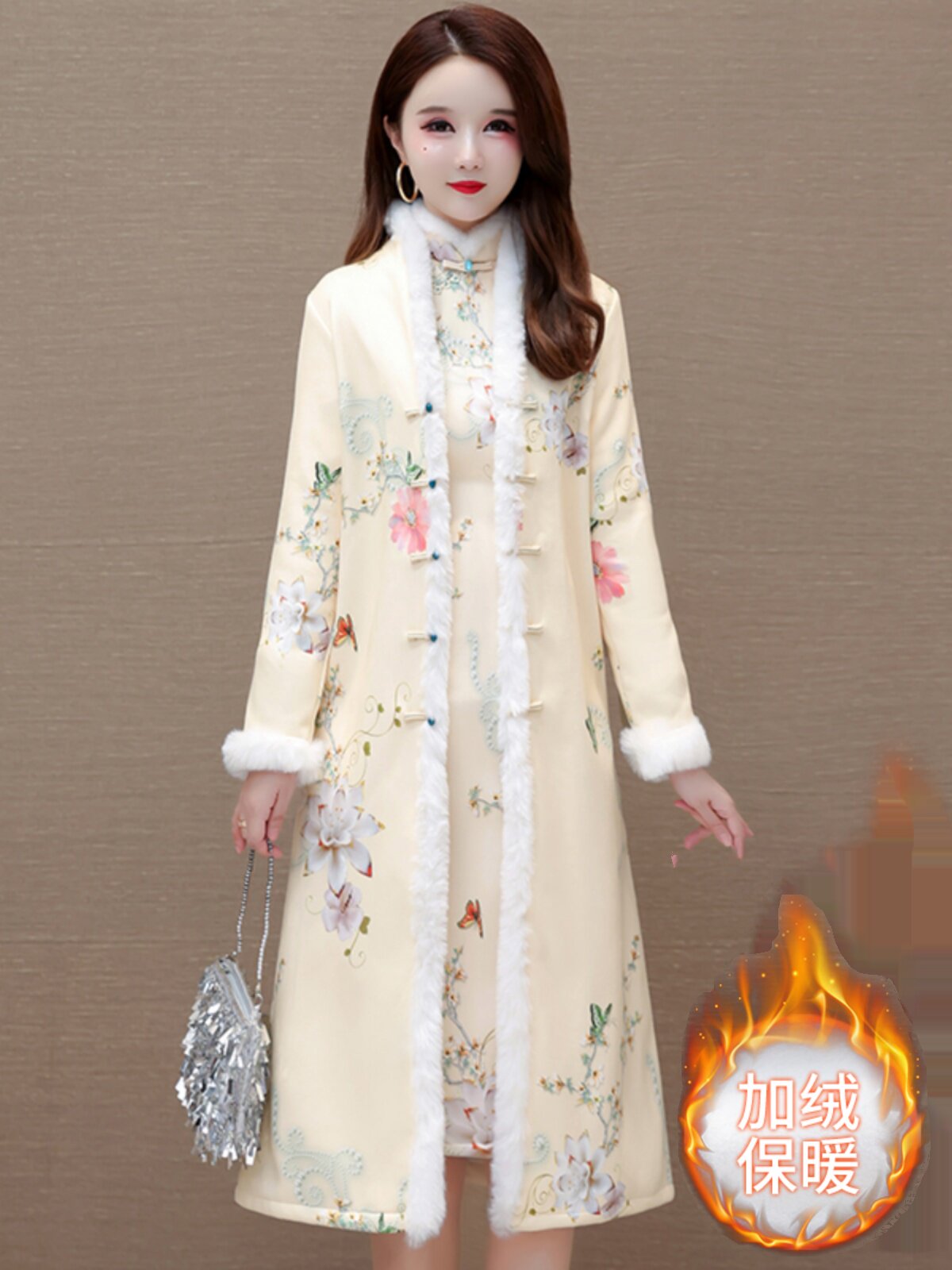 새로운 중국 스타일 CHEONGSAM 겨울 대형 플러스 벨벳 두꺼운 기질 2024 슬림 드레스 외부 정장 엄마 겨울 스타일 여성