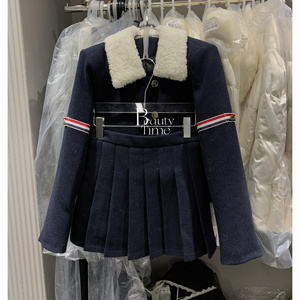 店主实拍流行百褶裙小香风羽绒套装女休闲气质外套A字短裙两件套