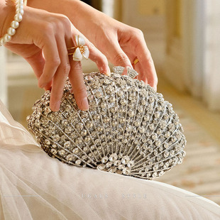 UGALS重工复古闪亮镶水钻贝壳扇形时尚名媛晚宴高级感手拿斜挎包
