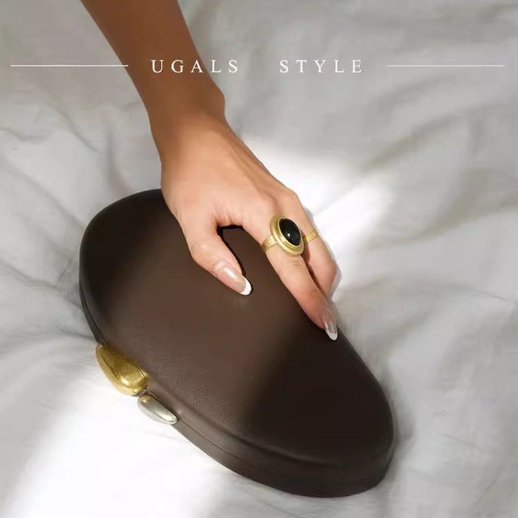UGALS法式复古椭圆形芒果异形金属扣晚宴会气质简约手拿斜挎包女,箱包皮具/热销女包/男包,手拿包,淘宝优惠券,粉丝福利购,淘宝优惠卷