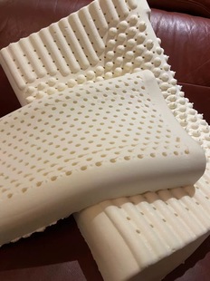 天然乳胶枕头护颈椎助睡眠睡觉橡胶枕芯家用