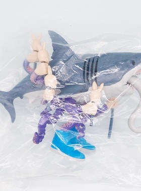 章鱼触手鲨鱼Tralala变异融合穿鞋鲨鱼ai山海经大号23cm手办玩具