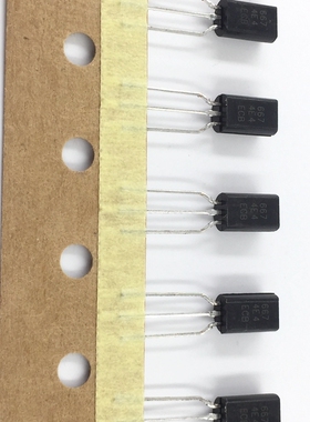 D667 B647 定型脚 TO92L 配对管 音频功率三极管 667 447 直插