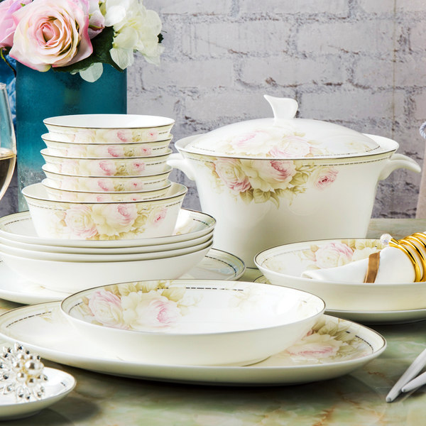 橙叶 景德镇骨瓷餐具 春暖花开58头 双重优惠折后￥438包邮（￥558-100-20）2款可选 送砂锅