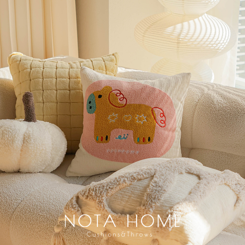 新年抱枕马年毛绒枕套奶油风方枕